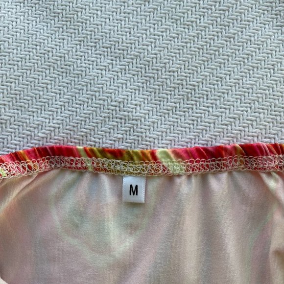 Swirl pattern halter neck mini dress - Picture 3 of 3